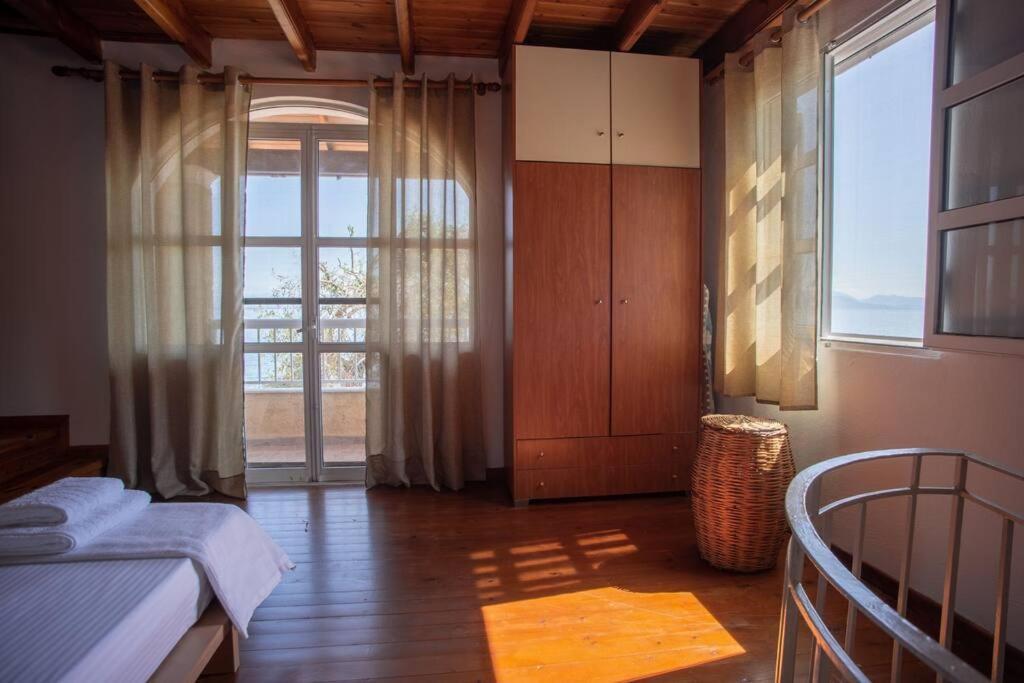 Kohyli Beachfront House Agia Pelagia Chlomou Exterior foto