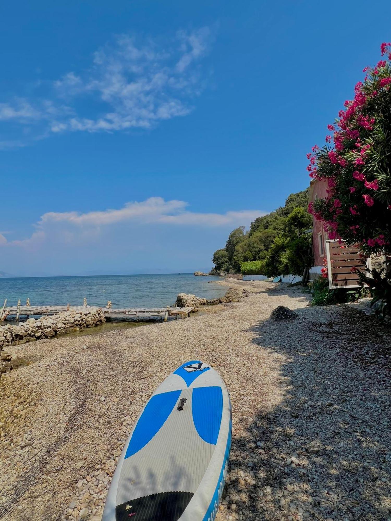 Kohyli Beachfront House Agia Pelagia Chlomou Exterior foto