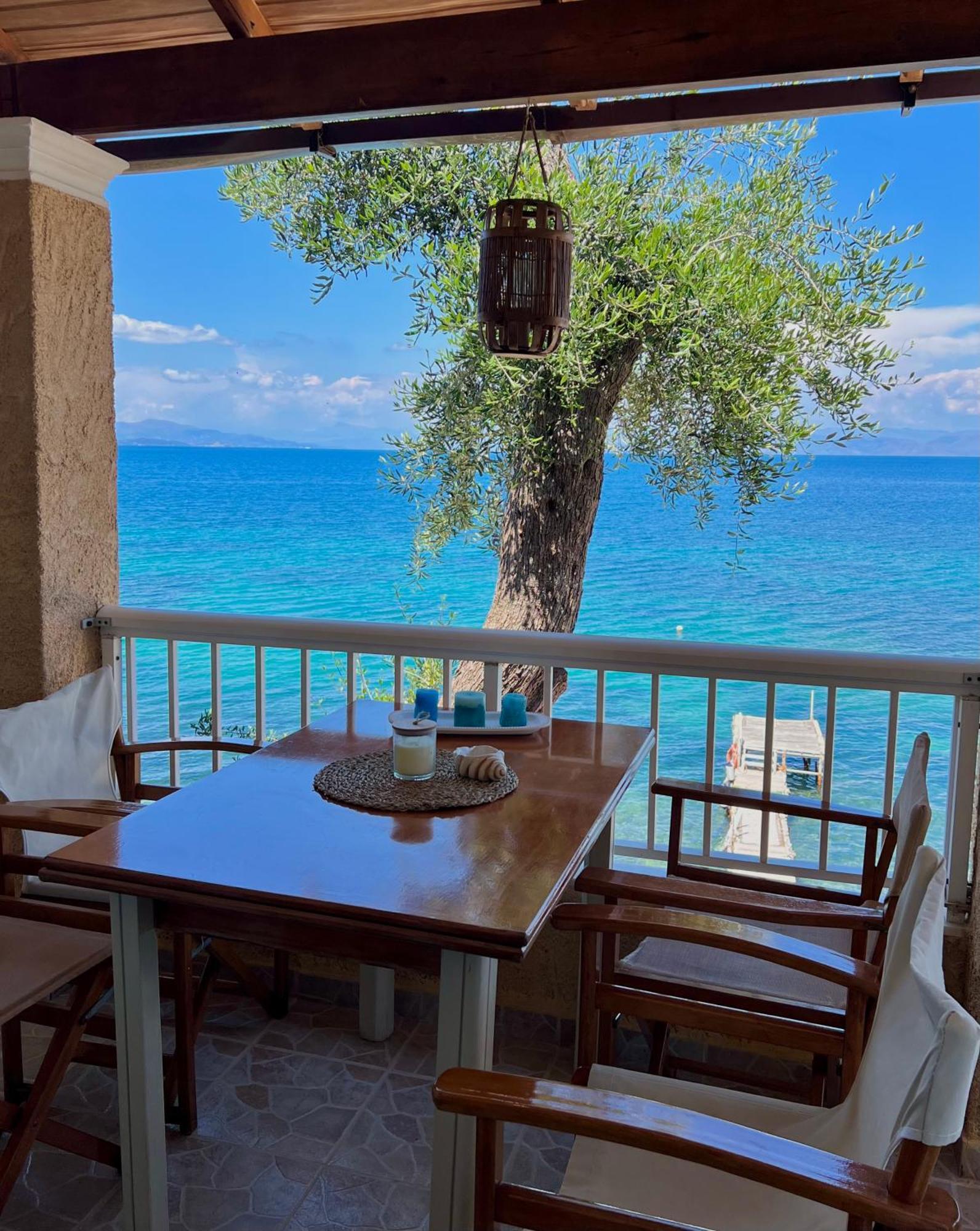 Kohyli Beachfront House Agia Pelagia Chlomou Exterior foto
