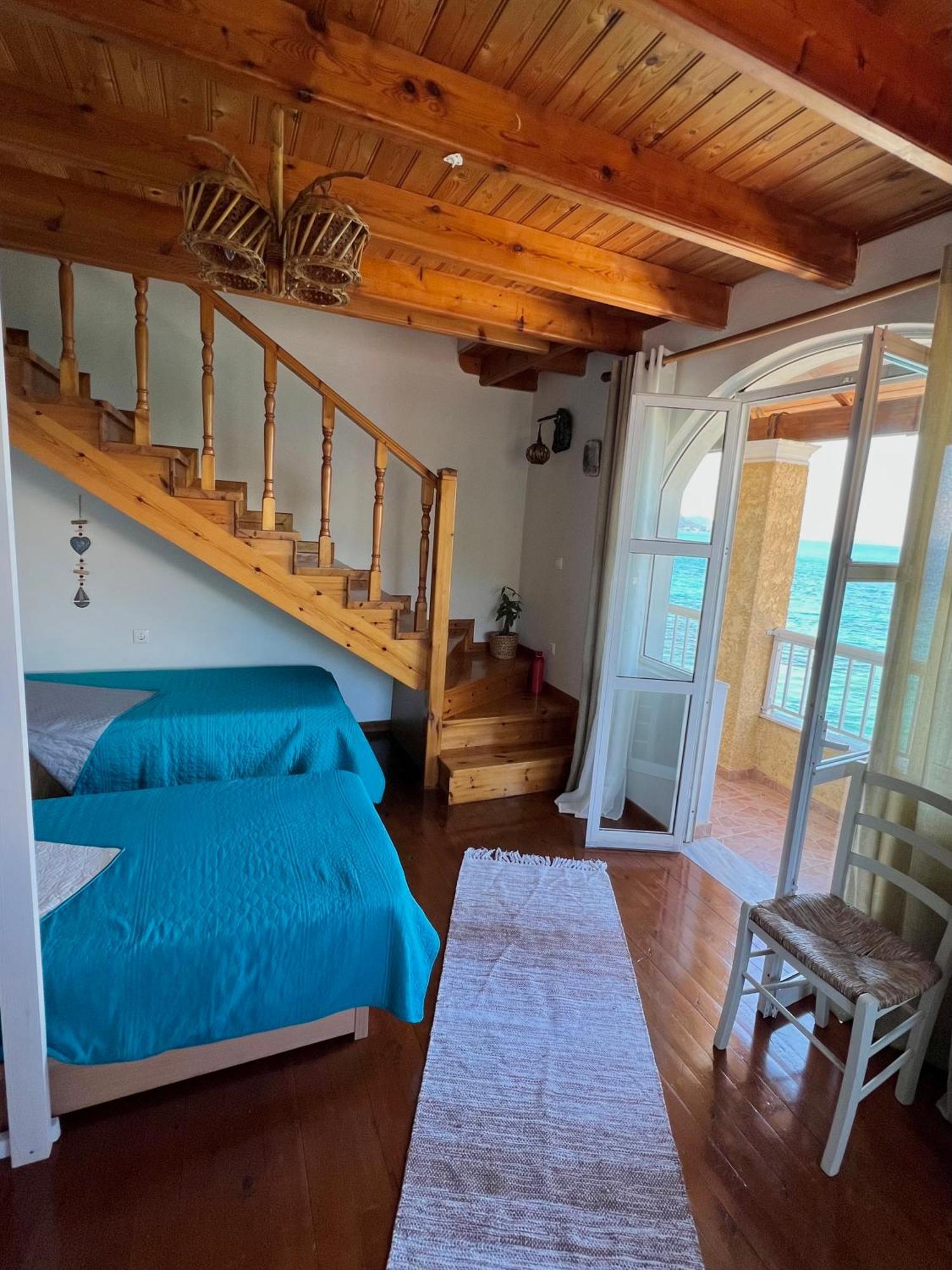 Kohyli Beachfront House Agia Pelagia Chlomou Exterior foto